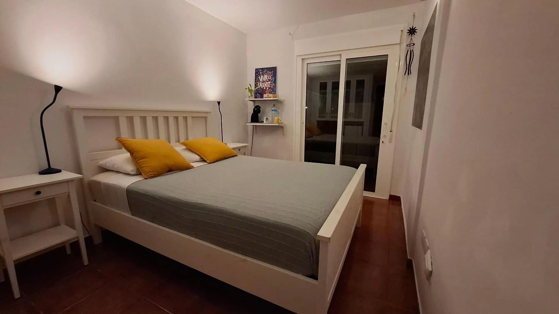 Habitacion Doble Con Bano Y Terraza Privada El Médano بيت ضيافة